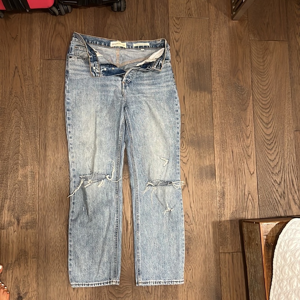 Denim Forum  jeans, rips, The Joni High Rise Loose 29L, size 26